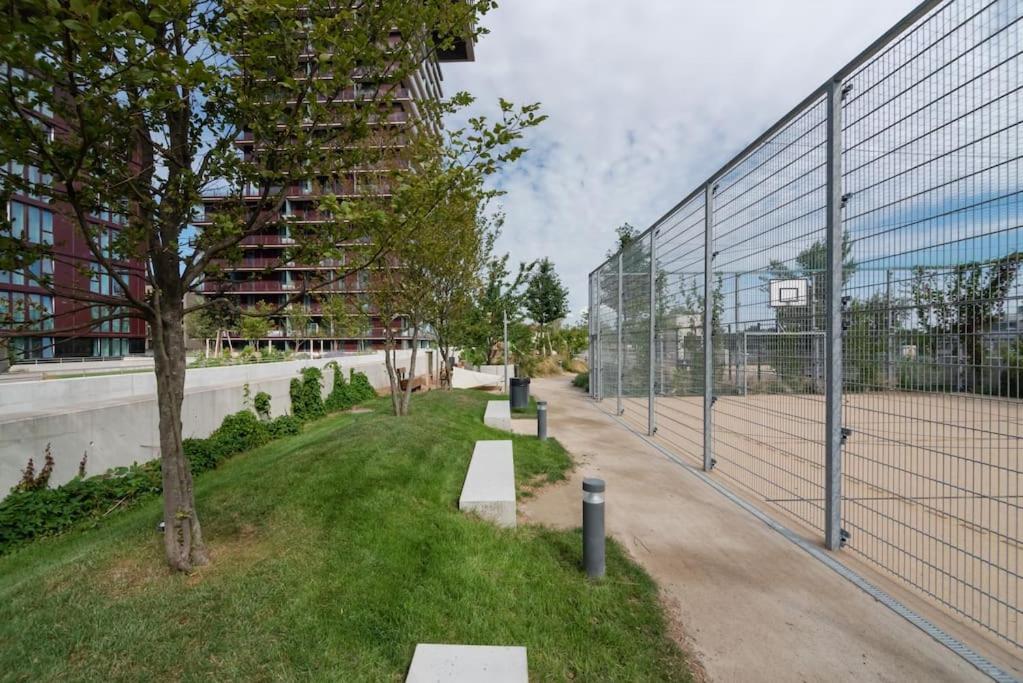 Hoch Hinaus, Neu Und Stilvoll Mit Pool Am Dach Apartamento Viena Exterior foto